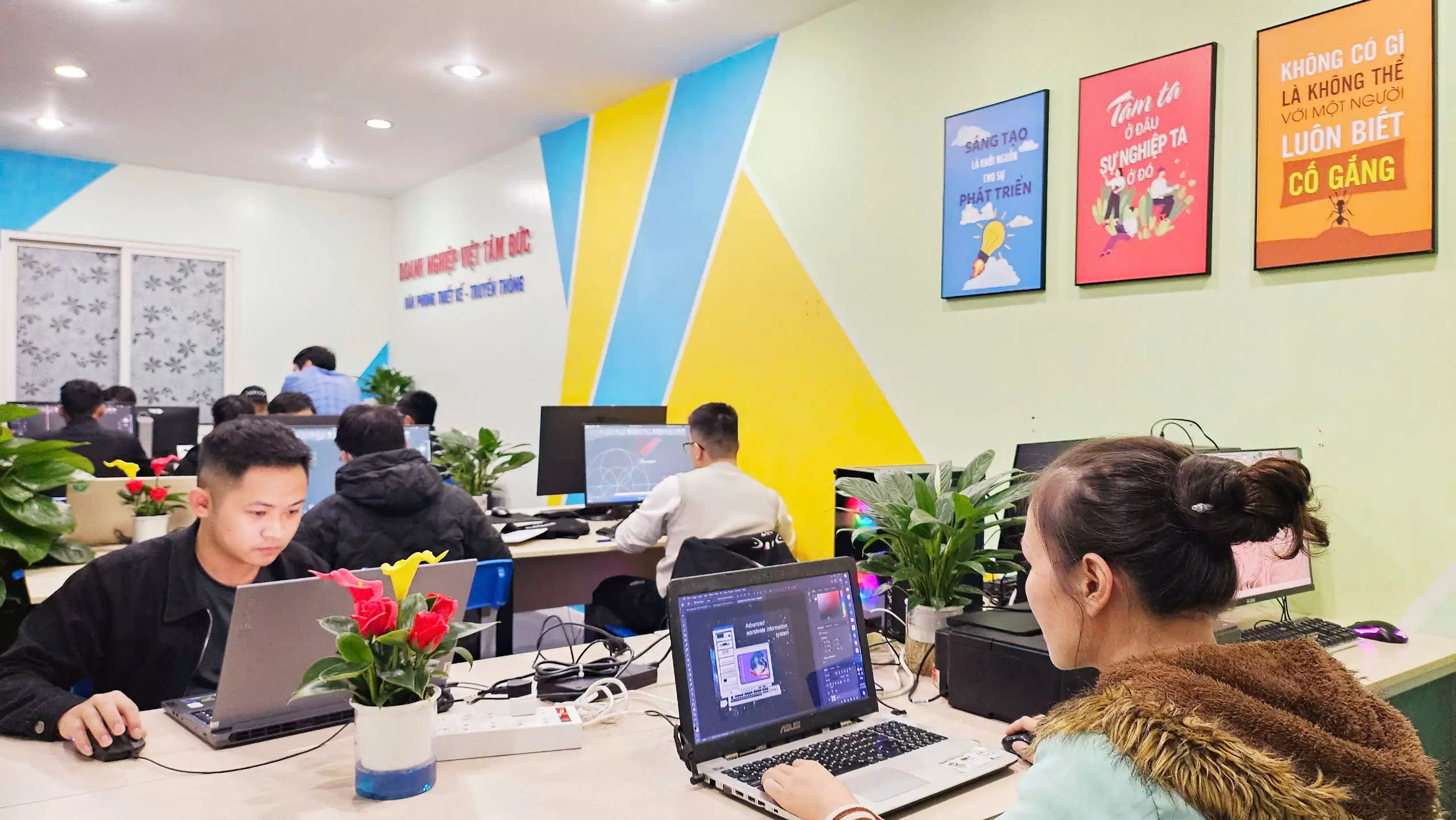 Khoá Học Thiết Kế Website Tại Long Biên – Học Làm Website Chuyên Nghiệp