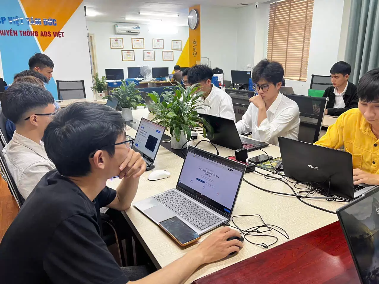 Thực tập lập trình website tại Hà Đông, cơ hội làm việc thực chiến cho sinh viên