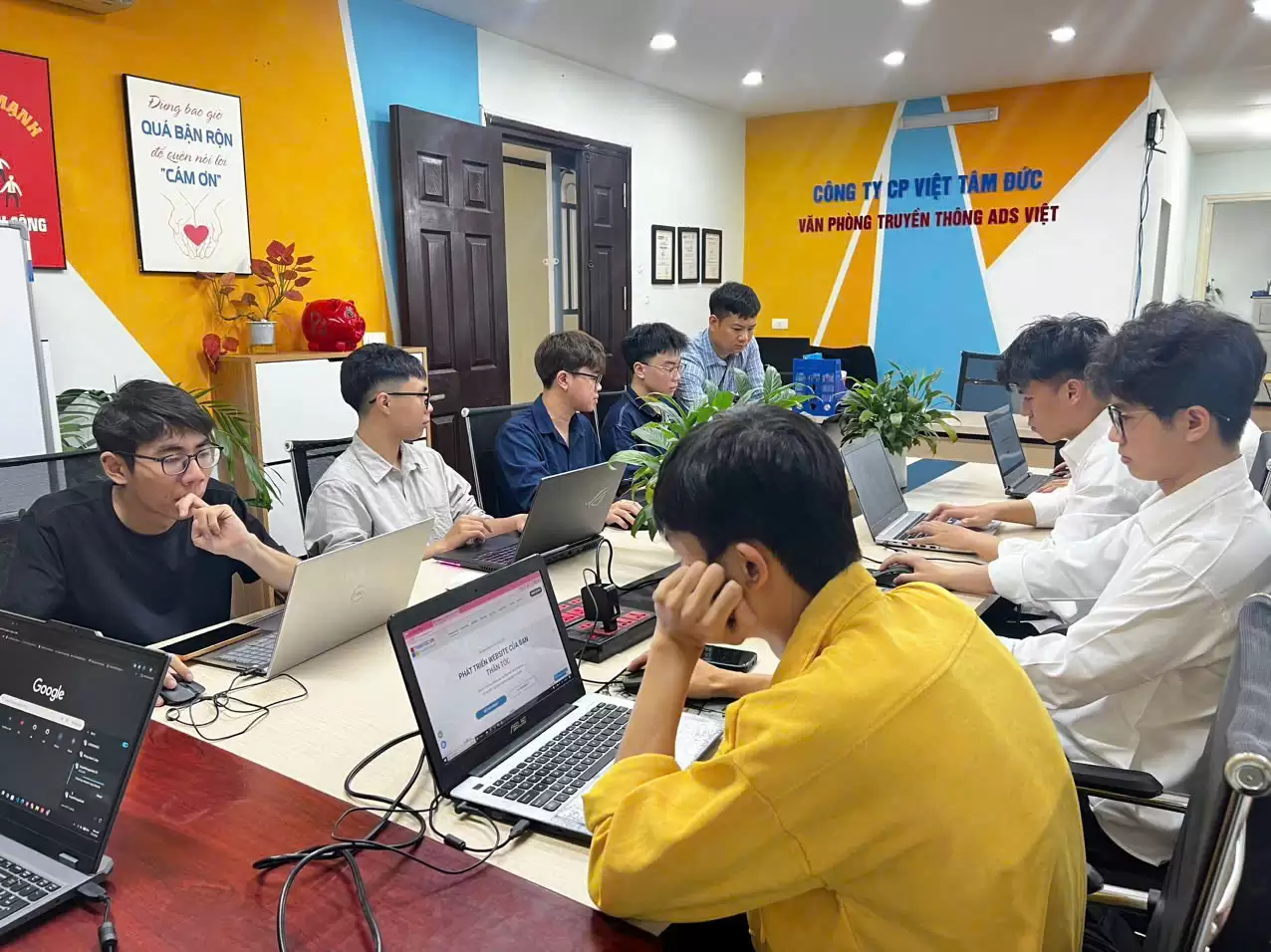 Thực tập lập trình website tại Hà Đông, cơ hội làm việc thực chiến cho sinh viên